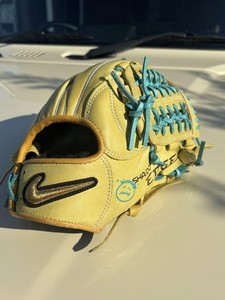 NIKE SHADO EDGE グローブ イエロー　謝道 屋外未使用品】NIKE SHADO EDGE 謝道 野球 グローブ - メルカリ