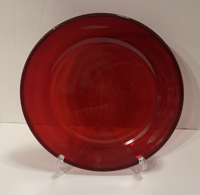 VTG ~ ARCOROC Royal Ruby Red Clear Smooth 10  Dinner Plate ~ RARE FIND