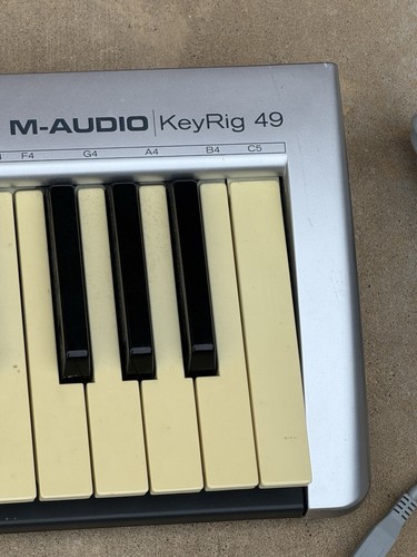 M-Audio KeyRig 49 Midi Keyboard 49-Key USB MIDI Controller w/ USB Cord - Picture 9 of 14