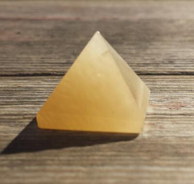NATURAL GOLDEN QUARTZ SMALL GEMSTONE PYRAMID 20-22mm