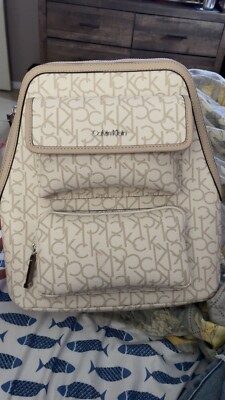 New Beige and White Calvin Klein backpack for woman | eBay display picture 2
