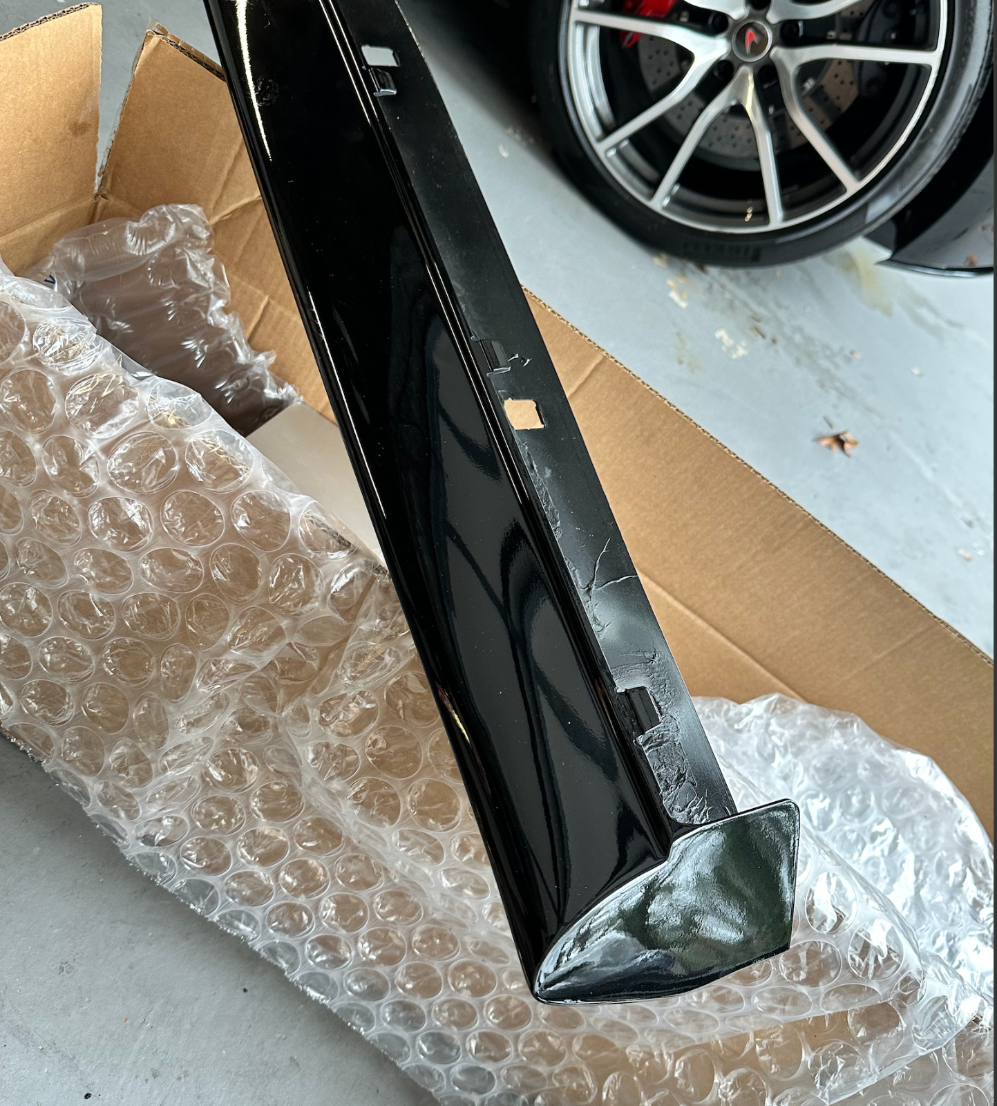 16-19 McLaren 570GT Right Pass Sill Rocker Panel Cover 13A5792CP 13A5697CP OEM