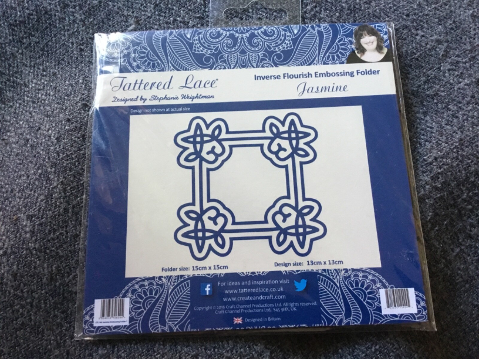 Tattered Lace - Inverse Flourish Embossing Folder - Stephanie Weightman ,Jasmine