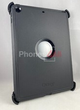 OtterBox Defender w/built-in screen protector...