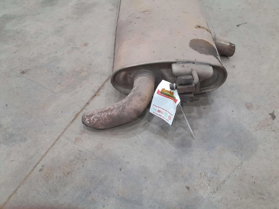 Silenciador de escape traseiro 2011 - 2015 Kia Sportage 2.4L fabricante de equipamento original 287003W100 - Imagem 3 de 4