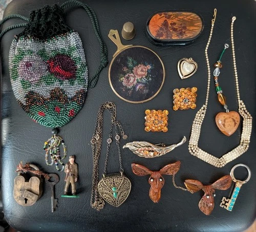 Antique Vintage Victorian Jewelry Lot Estate Bakelite Celluloid Beaded Bag Lock
