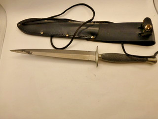 Vintage Camillus WWII Combat Knife Pre owned
