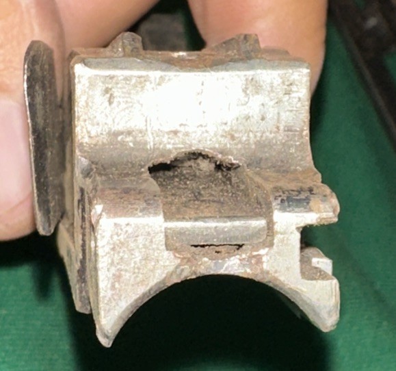 ORIGINAL 16 Ga. WINCHESTER MODEL 1897 SHOTGUN CARRIER ASSEMBLY 97 gun parts