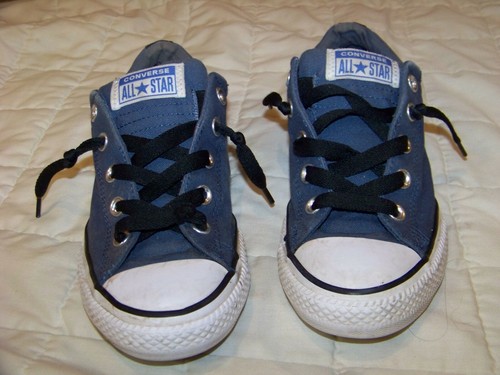 converse junior slip on