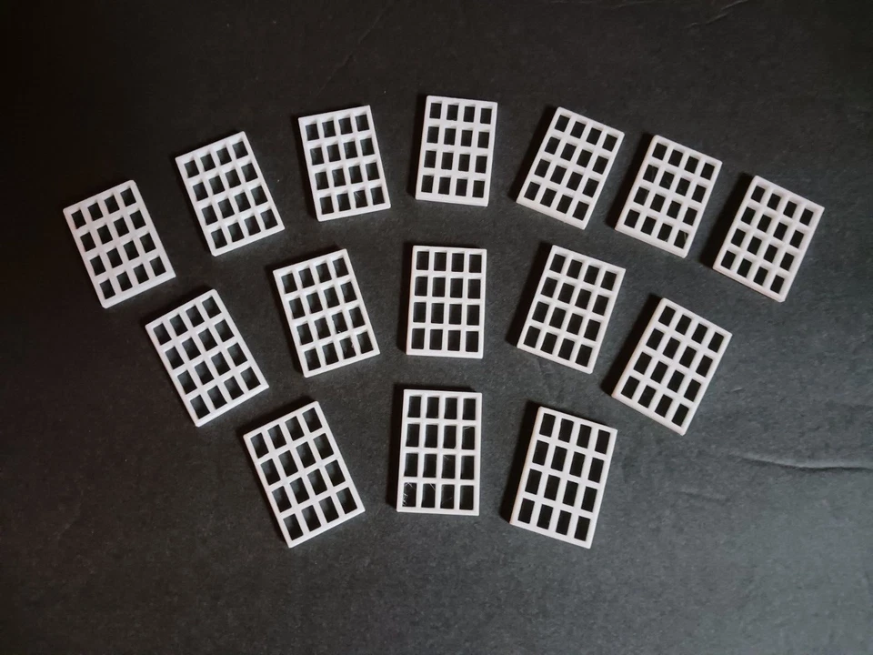 "G" SCALE  INDUSTRAIL  WINDOWS, PACK of 15      1.000" X 1.500"  3D PRINTED 1/24 - Image 4 of 4
