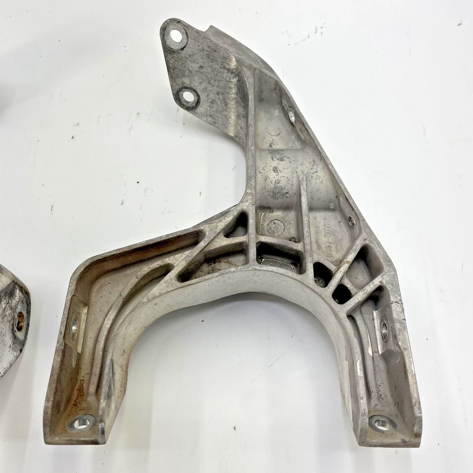 07-20 F5 F6 F8 BEARCAT LYNX ARCTIC CAT JUEGO DE PIEZAS DE MARCO DE MONTAJE DE CHOQUE Foto 3 de 3