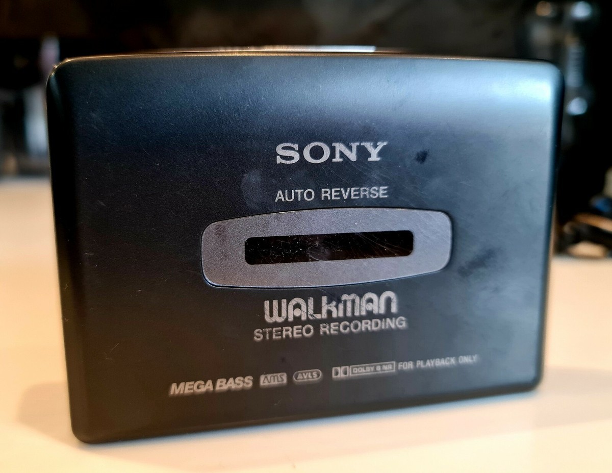 カスタマイズ品 SONY WALKMAN オール透明外装 WM-EX610 Vintage Sony 