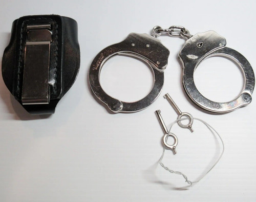 Vintage The Peerless Handcuff Co Springfield MA Leather Case 2 Keys 564408 USA