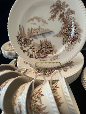 Johnson Bros Castle on the Lake Dinner service 40 pieces England