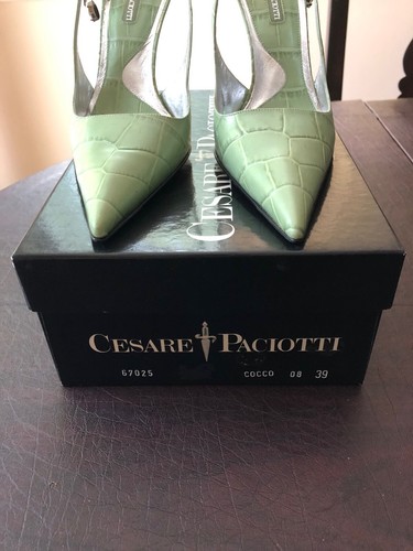 Rare and Unique Cesare Paciotti Dagger Charms Green Stiletto Hills Size 39 US 9 - Picture 8 of 13