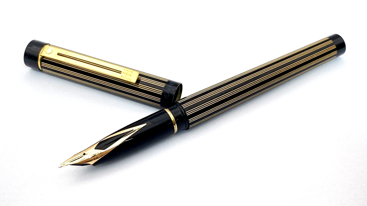 VINTAGE SHEAFFER TARGA FOUNTAIN PEN IN REGENCY STRIPE IN BOX