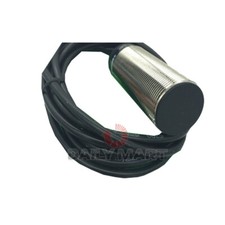 New Schneider XS106BLPBL5 Inductive Proximity Sensor, 6.5mm Barrel, 12 24VDC