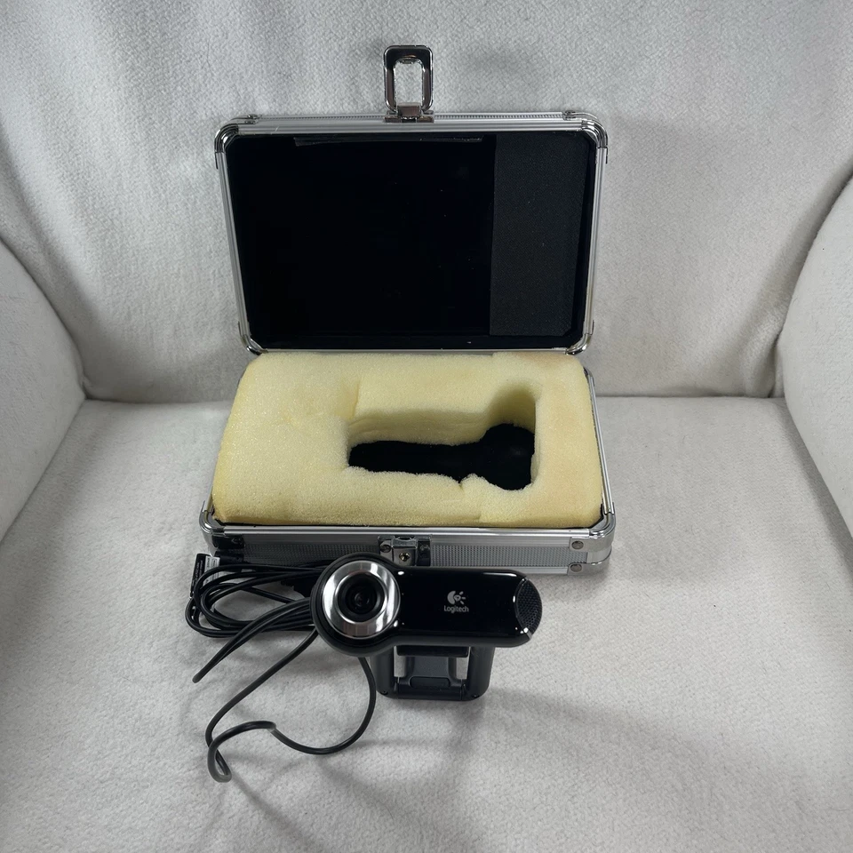 Logitech Quick Cam Pro 9000HD USB Cámara web Carl Zeiss Lente de enfoque automático Estuche de metal Foto 4 de 4