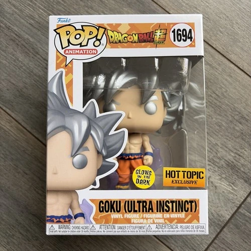 Funko Pop! Vinyl: Dragon Ball - Goku Ultra Instinct #1694 GITD- Hot Topic