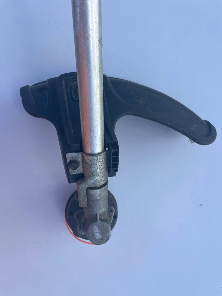 Accesorio de recortadora de cuerda de eje recto John Deere solo UT15522 recortadora de línea Foto 2 de 4