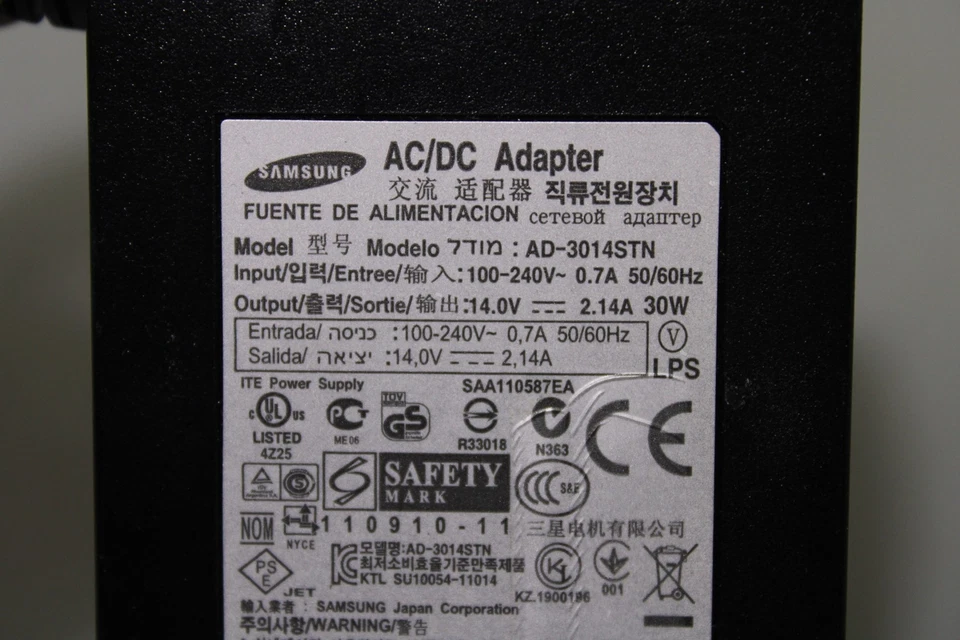 Samsung AC Adapter AD-3014STN 14V 2.14A 30W - Bild 2 von 4