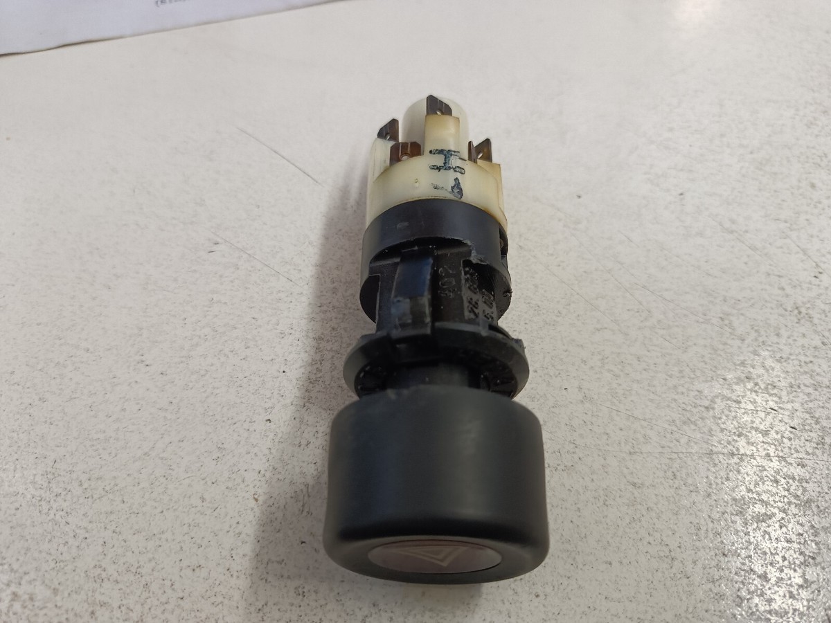 Porsche 928 Hazard Warning Switch 1 broken clip 928 613 105 01 | eBay
