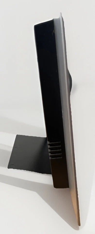 Casio Digital Wall Clock °Thermometer-Hygrometer-Full Auto Calendar 29x19.5cm - Image 3 of 4