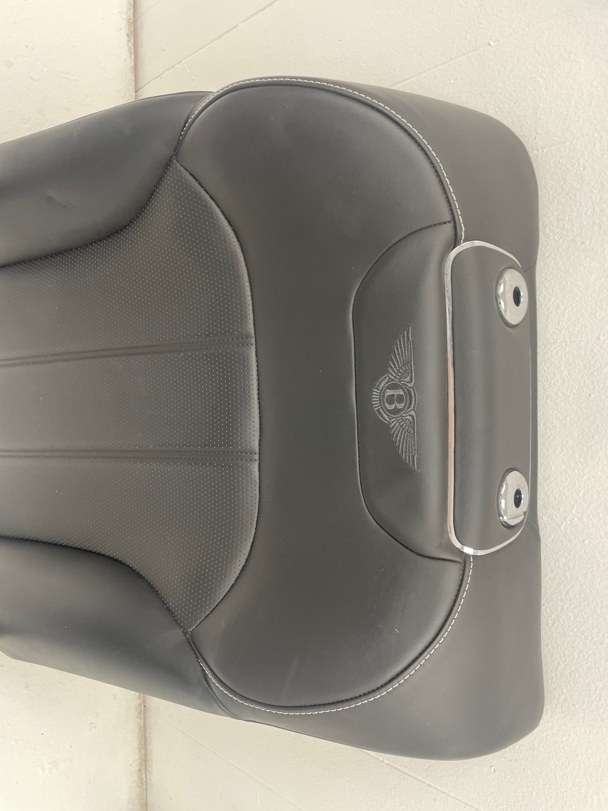 2015-2020 BENTLEY BENTAYGA Rear Right 40% Upper Seat Back Cushion Black Leather