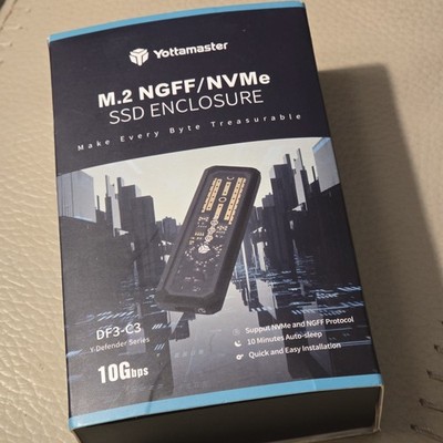 Yottamaster M.2 NGFF/NVMe SSD Enclosure 10Gbps Defender Series DF3-C3 USB Type C
