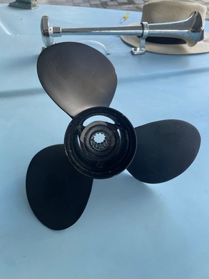 Yamaha original propeller 11 1/4 x 14 -G