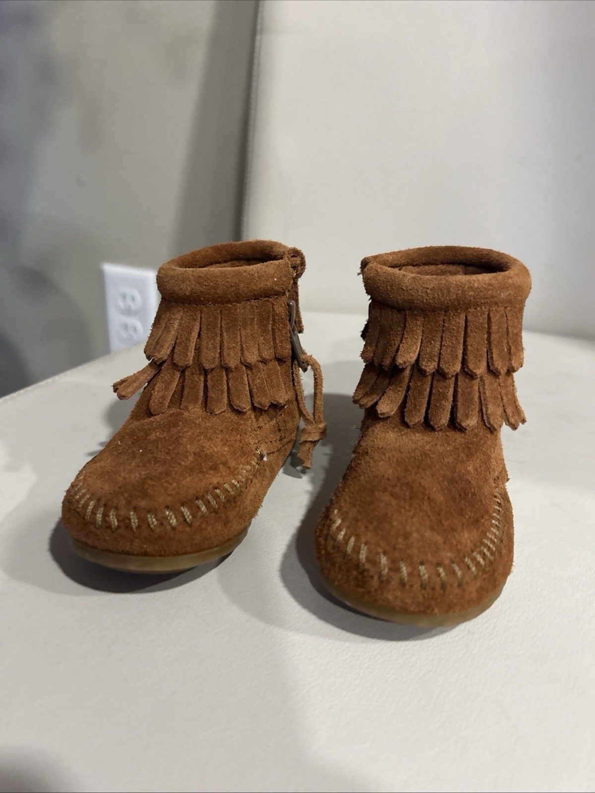 Minnetonka Suede Baby Moccasins Booties-Brown-Baby Size 3 Ha