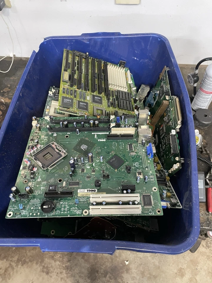 25 Lbs Scrap Motherboards Pc Game Console Network And Enterprise Boards Clean - Image 3 of 4