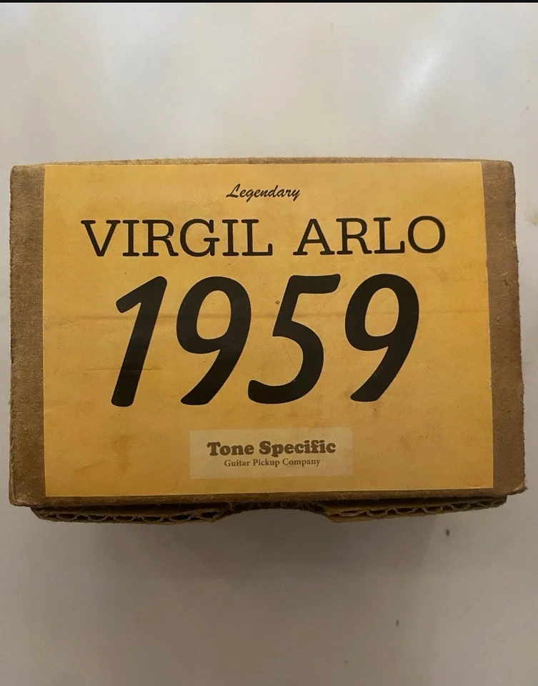 Fundas doradas Virgil Arlo Tan Label 1959 Foto 3 de 4