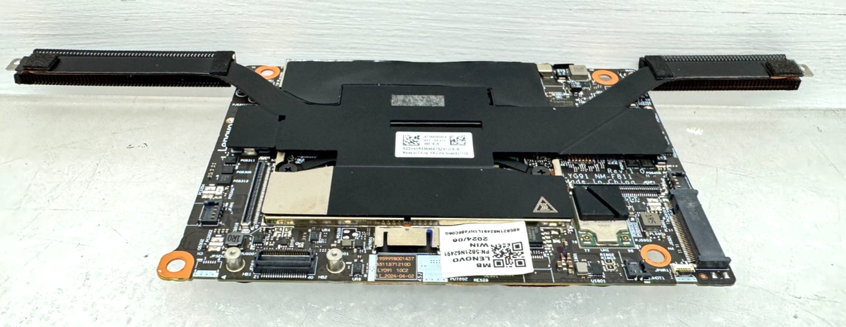 5B21N62491 Lenovo Yoga 9 13IMU9 Ultra 7 155U@1.70GHz 16GB Laptop