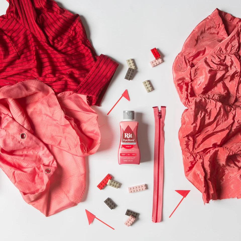 Tinte líquido avanzado Rit DyeMore rojo de carreras para telas sintéticas 7 fl oz Foto 4 de 4