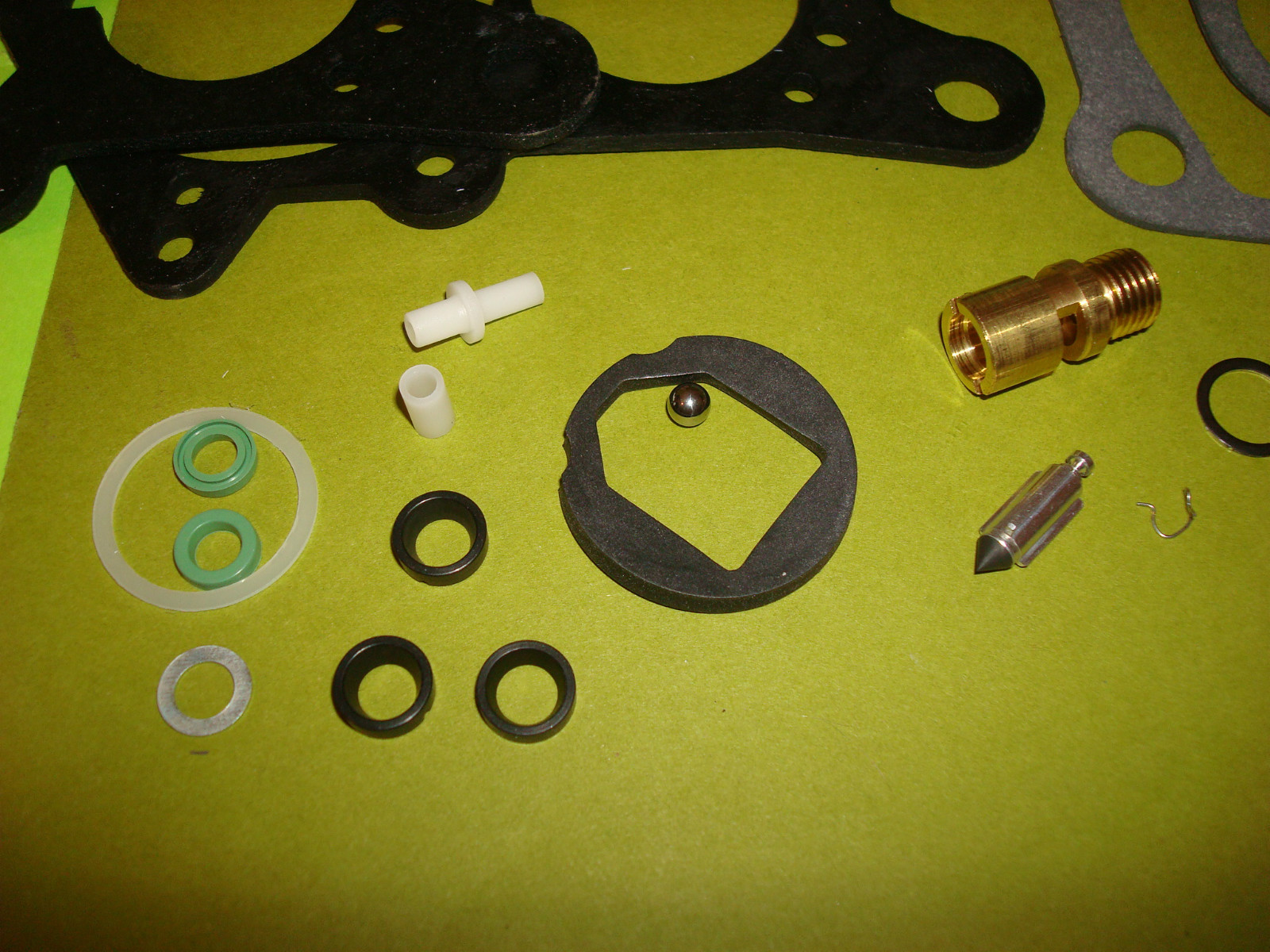 ROCHESTER QUADRAJET REBUILD KIT FOR MARINE MODERN FUELS CHRYSLER AND