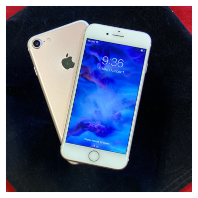 Apple iPhone 7 32GB/128GB Unlocked - Free Shipping, 30-Day Returns