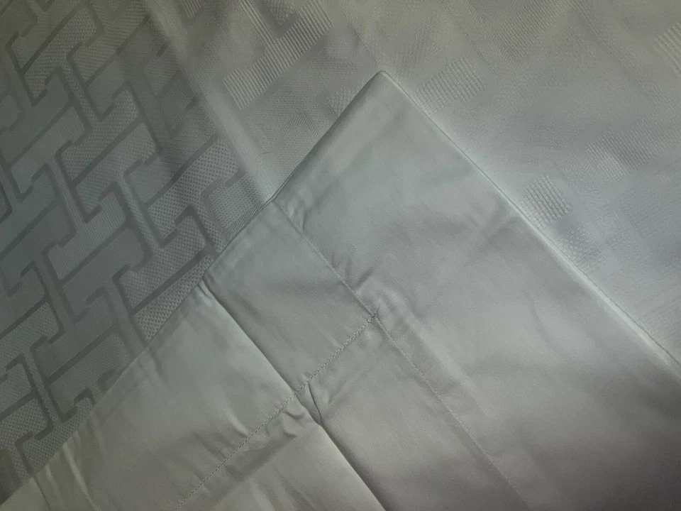 NEW FRETTE WHITE DAMASK EURO SHAMS~SET OF 2~GORGEOUS~26”x26” ORG $530 - Image 3 of 3