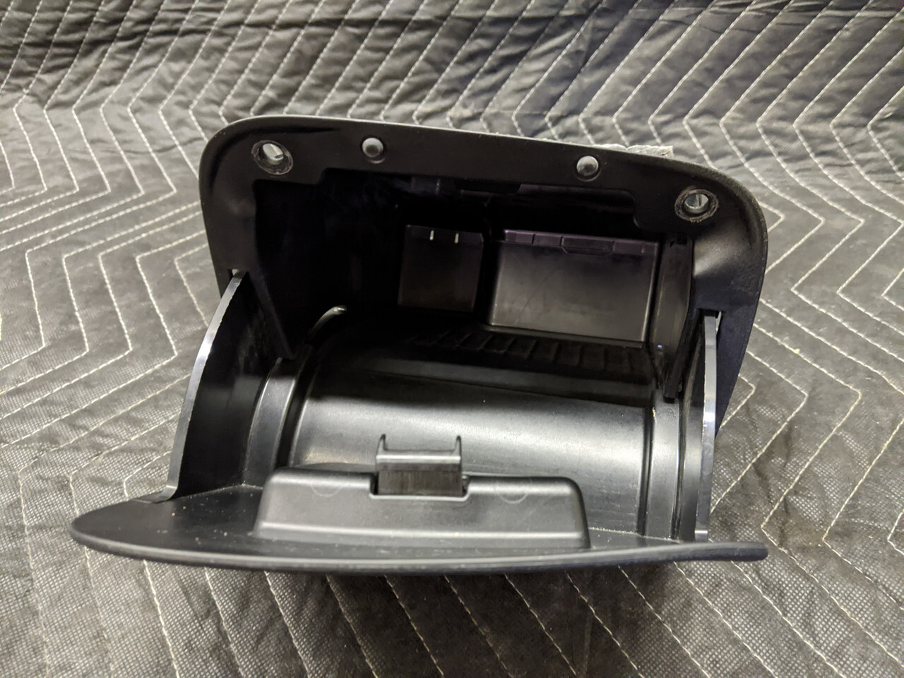 BMW OEM Oddments Tray Instr.panel Driver 