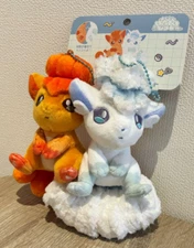 Pokemon Center Original Magnetic Plush Keychain Vulpix & Alolan Vulpix JAPAN