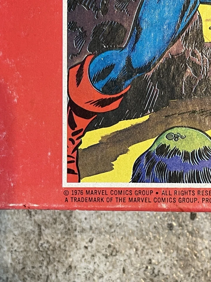 NEW SEALED 1976 Marvel Captain America 200 Piece Jigsaw Puzzle, Captain America - Image 3 of 4