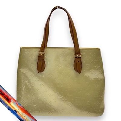 Louis Vuitton Tasche Brentwood Monogram Vernis Emaille Weiß M91512