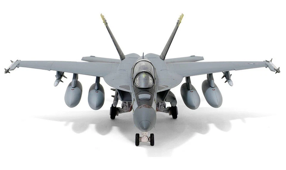 FORCES OF VALOR - Amerikanischer Boeing F/A-18F Super Hornet Kampfjet – US Na... - Bild 4 von 4