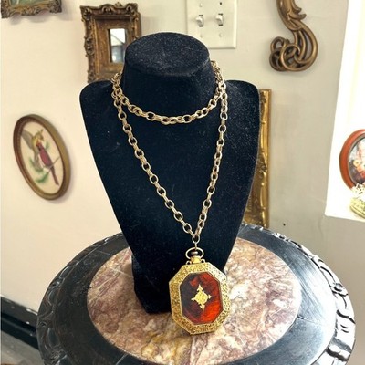 Vintage Max Factor Gold Tone Compact Locket Necklace   Powder Case Pendant