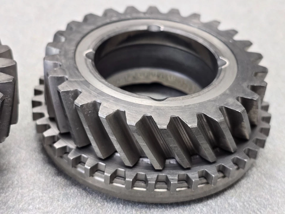 JUEGO DE ENGRANAJES DE TERCERA VELOCIDAD #36 MUY BONITO USADO ORIGINAL PORSCHE 356 356A 23:26 3B Foto 3 de 4