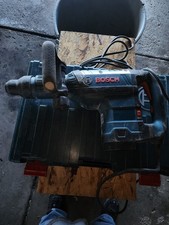 Bosch DH712VC SDS Max Demo Hammer Used With 4...