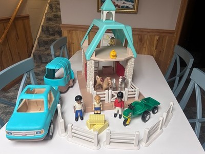 LITTLE TIKES  VINTAGE DOLLHOUSE HORSE BARN W TRUCK TRAILER  HORSES MULTICULTURAL
