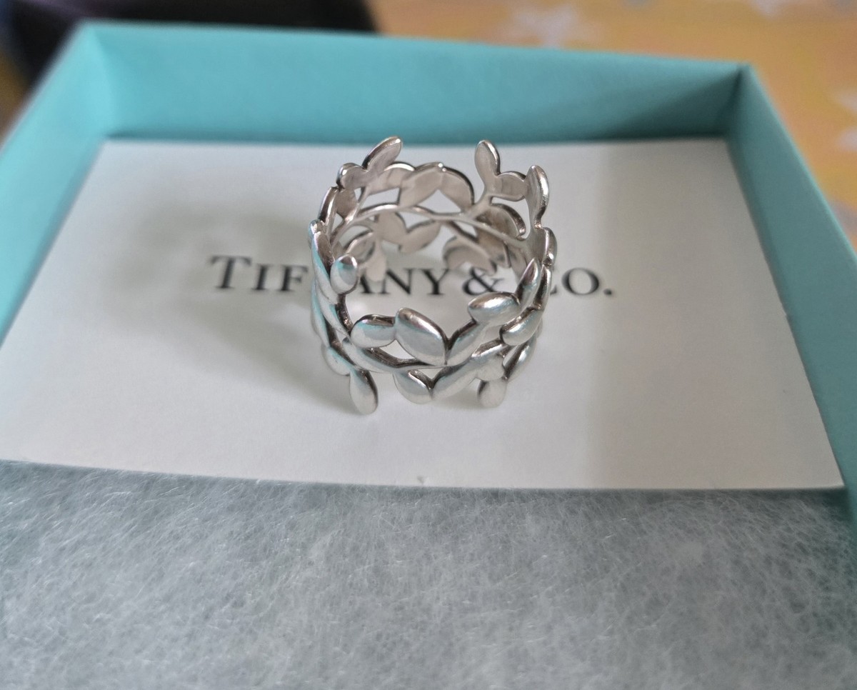 AUTHENTIC - Tiffany & Co. Paloma Picasso Sterling Silver Olive