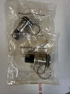 Dialight 080-901-05-303 Panel Light - NEW LOT IF TWO