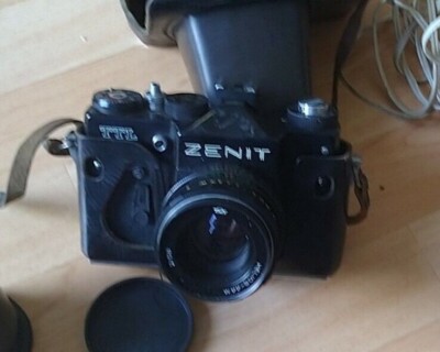 ZENIT (ЗЕНИТ) TTL  Spiegelreflexkamera Sowjetunion+Objektiv Helios 44m 
